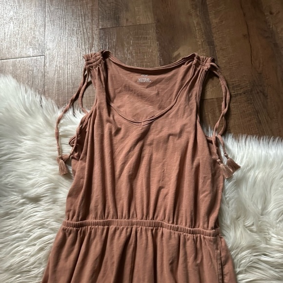 AERIE Tie Shoulder Romper - Picture 8 of 8